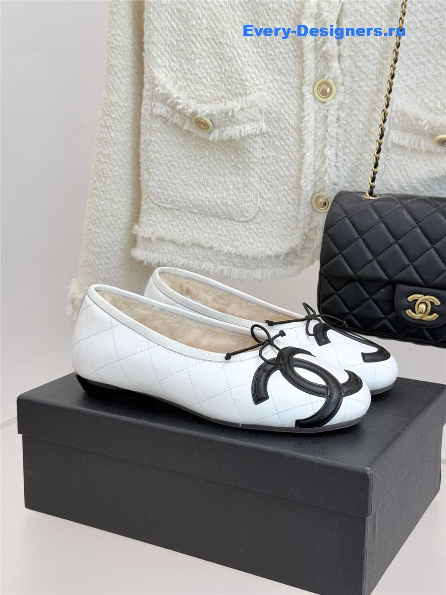 Ch**el white shearling lining ballet flats
