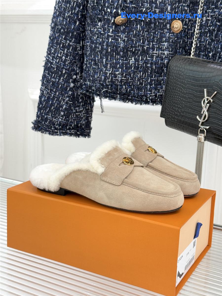 l0vis Vvtt0n beige soho open back loafer