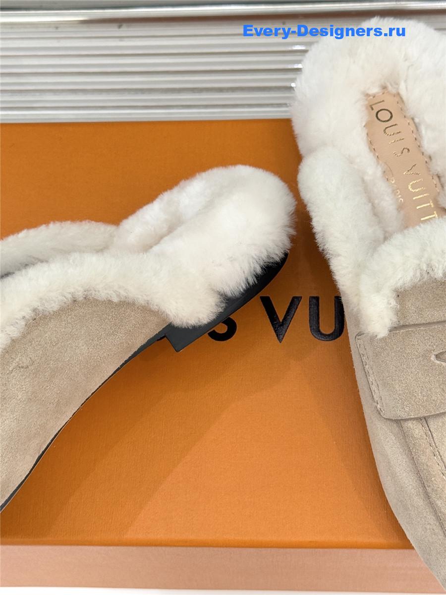 l0vis Vvtt0n beige soho open back loafer