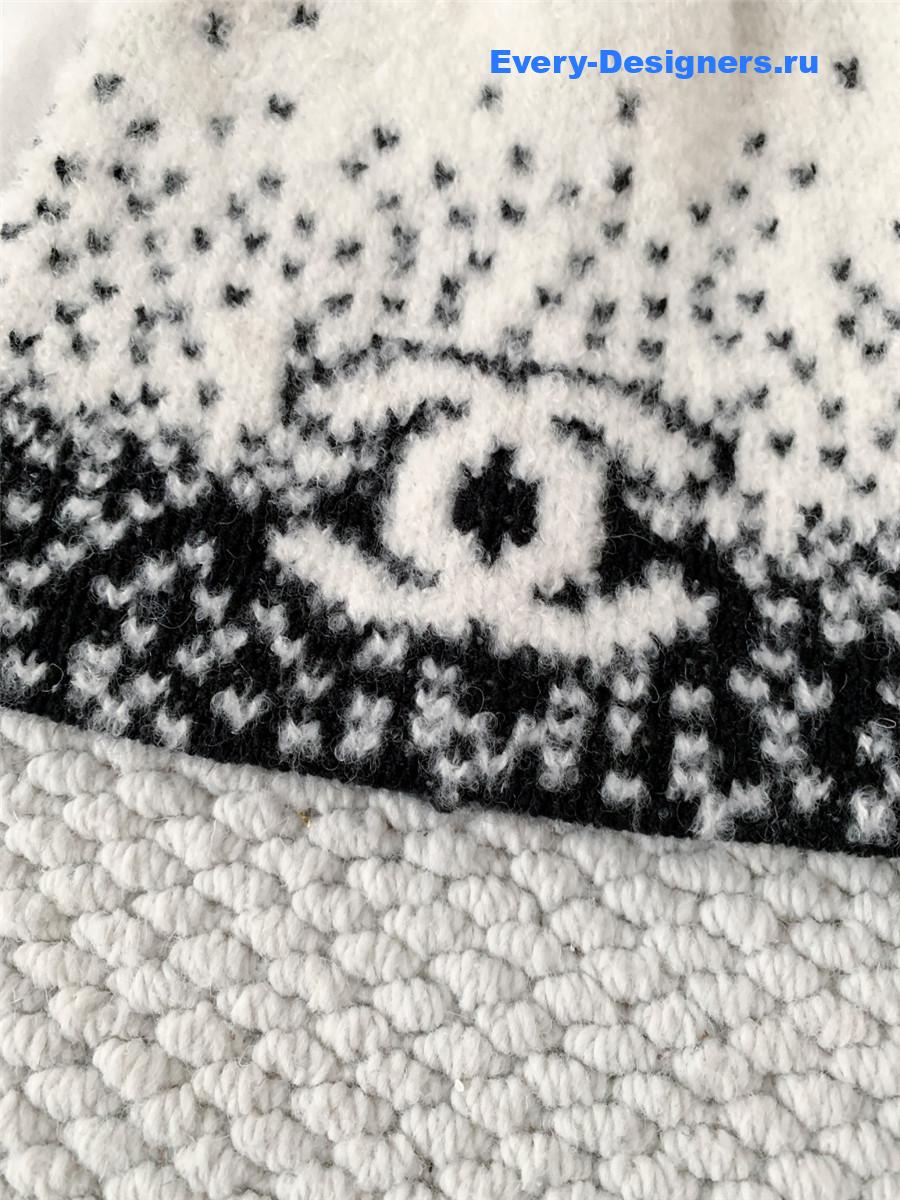 Ch**el black white gradient hat