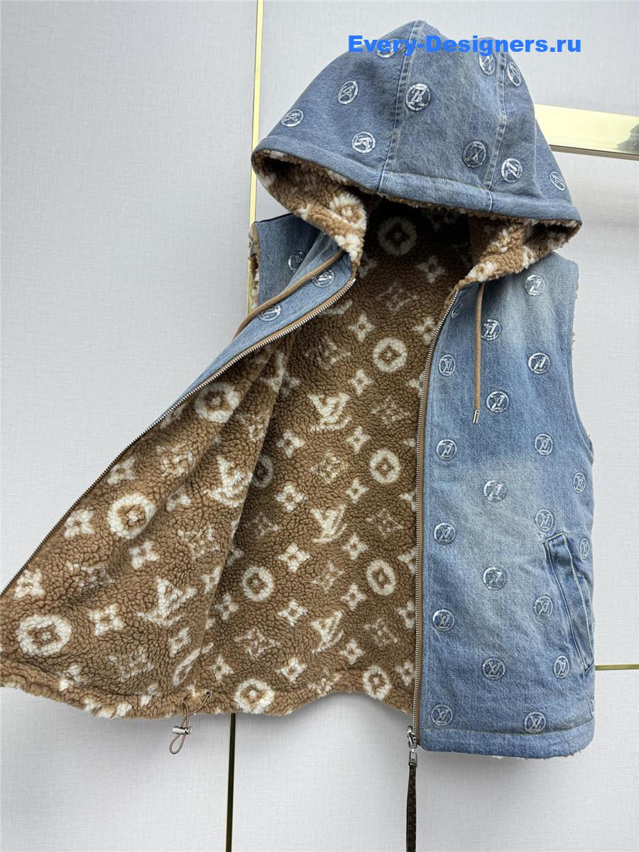 l0vis Vvtt0n monogram shearling lining denim vest