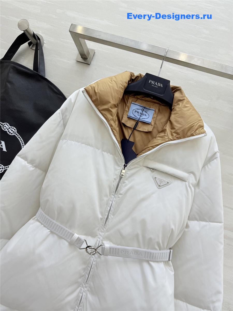 Pra*a white down jacket