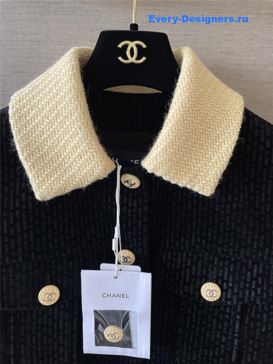 Ch**el coco button velvet tweed cropped jacket